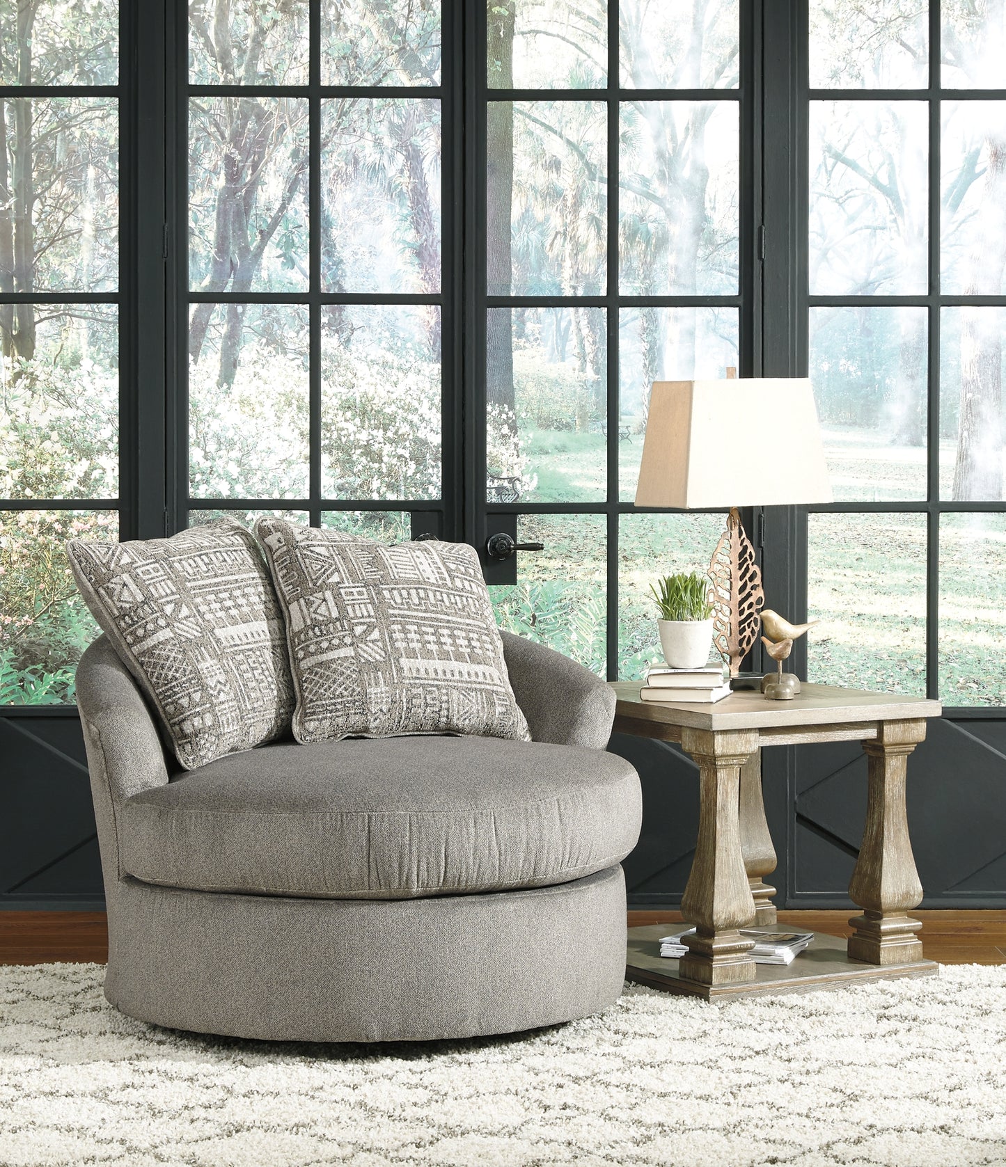 Soletren Swivel Accent Chair