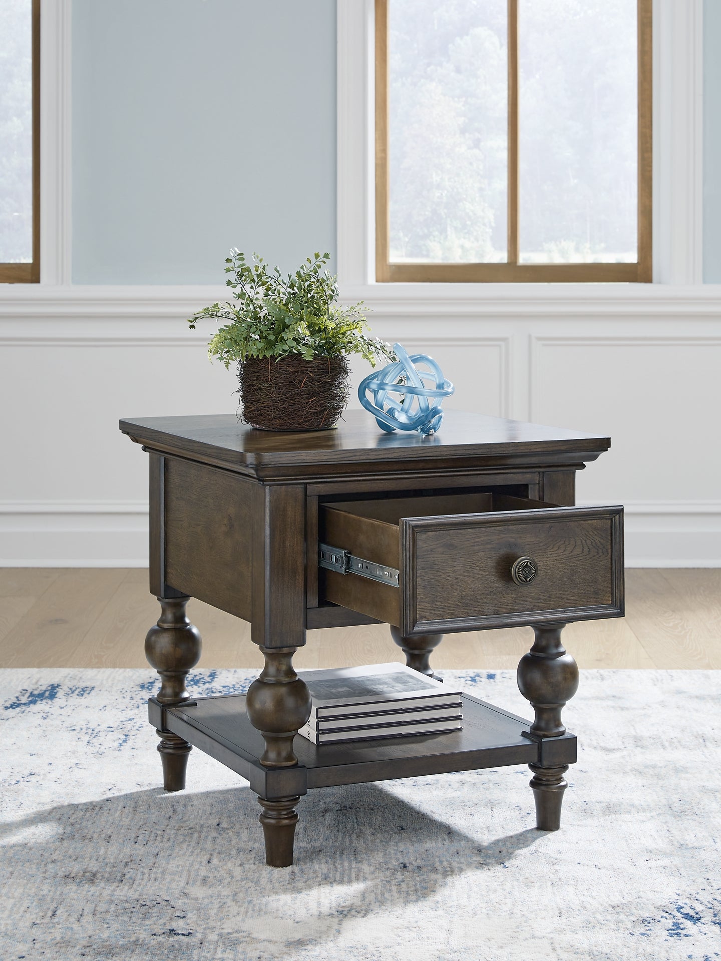 Veramond Square End Table